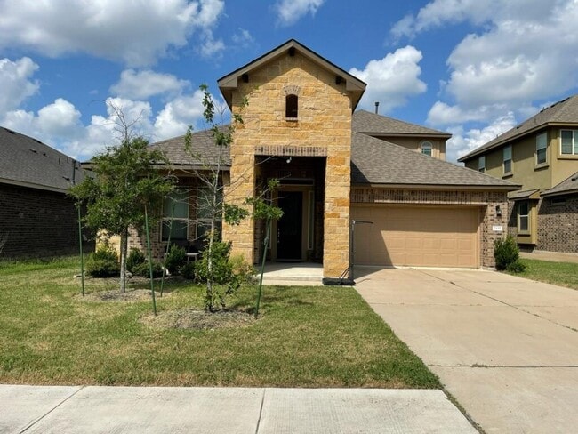 Building Photo - 2433 Lyla Ln