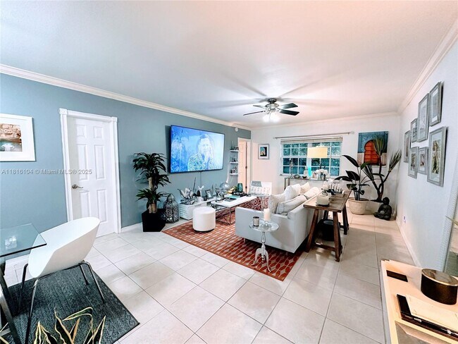 Photo - 2424 SE 17th St Condo Unit B307