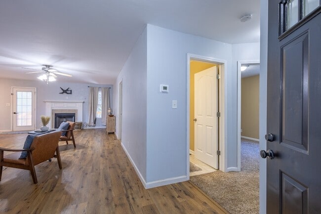 Photo - 356 Andrew Dr