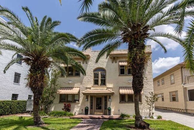 Photo - Charming Downtown Orlando 1/1 Corner Condo Near Lake Eola!