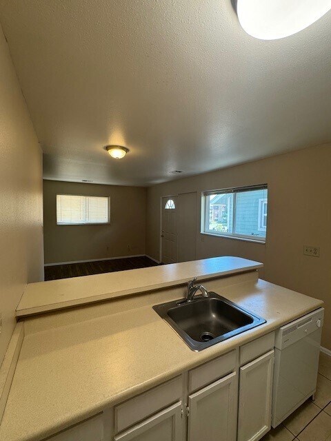 2227 Arapahoe Ave