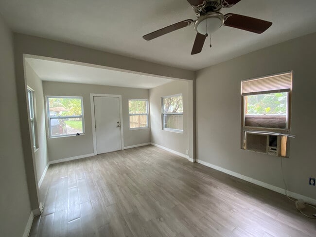 Photo - 3610 17th Ave S