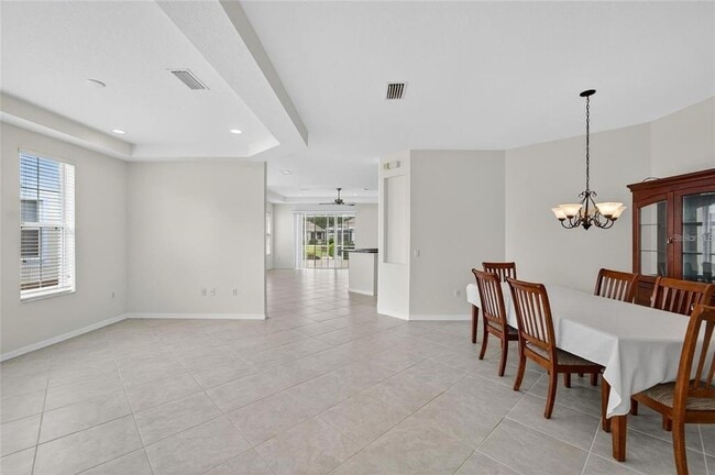 209 Sela Cove Cir