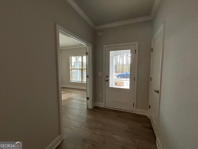 Photo - 450 Bandon Wy