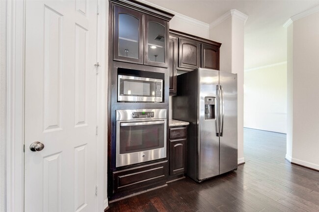 Photo - 2710 Shadybrook Meadow Dr