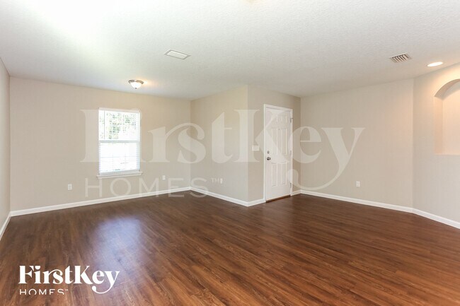 Photo - 78295 Saddle Rock Rd