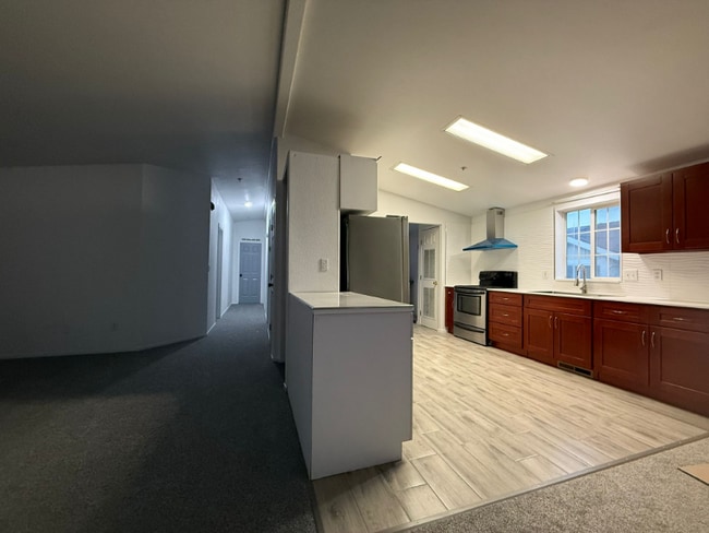 Building Photo - 21462 Meekland Ave Rental