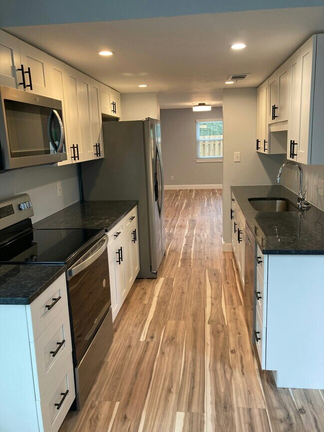 Photo - 3096 Blairstone Ct