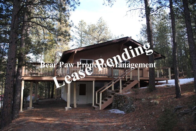 Building Photo - Great Home on Upper Bear!