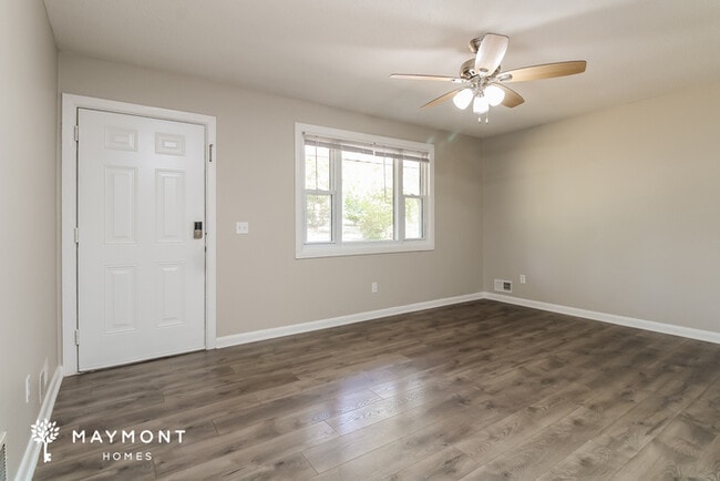 Photo - 1633 Overhill Rd