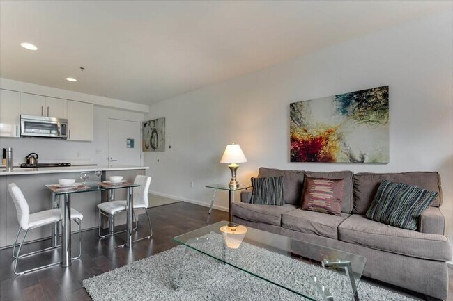 Photo - 300 Kendall St Unidad ID1048694P