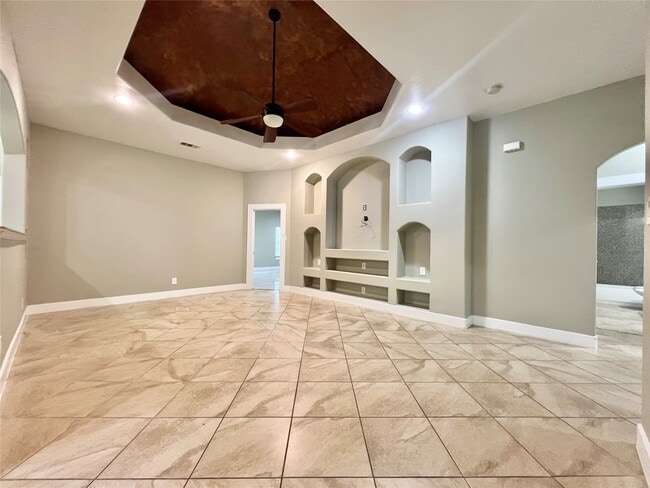Photo - 216 Thorn Ridge St