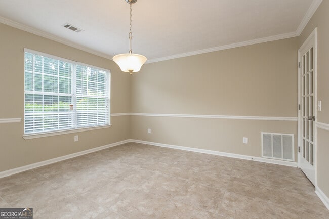 Photo - 4909 October Way NW