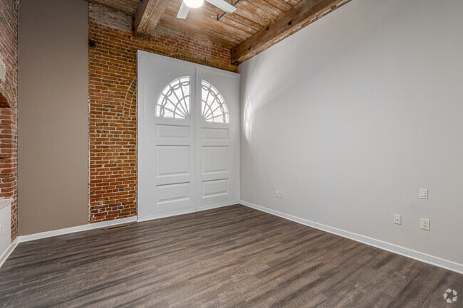 1 BR, 1 BA - 807SF - Living Room - The Tannery