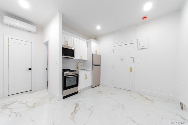 Photo - 315 Riverside Blvd Unit 5