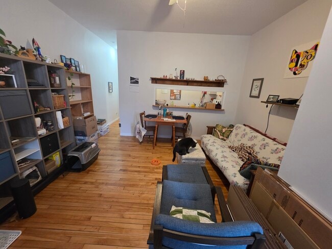 Building Photo - 215 St. Andrew St Unit 215.5