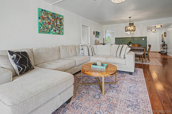 Photo - 3930 Oaks Clubhouse Dr Unit 304