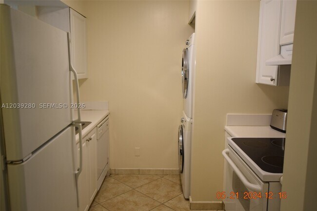 Photo - 1350 SE 3rd Ave Unit 312