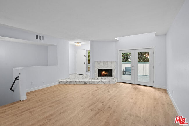 Building Photo - 7904 Topanga Canyon Blvd