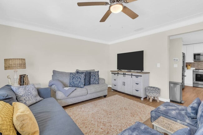 Photo - 1875 Oleander St Unit SI FL1-ID1590876P