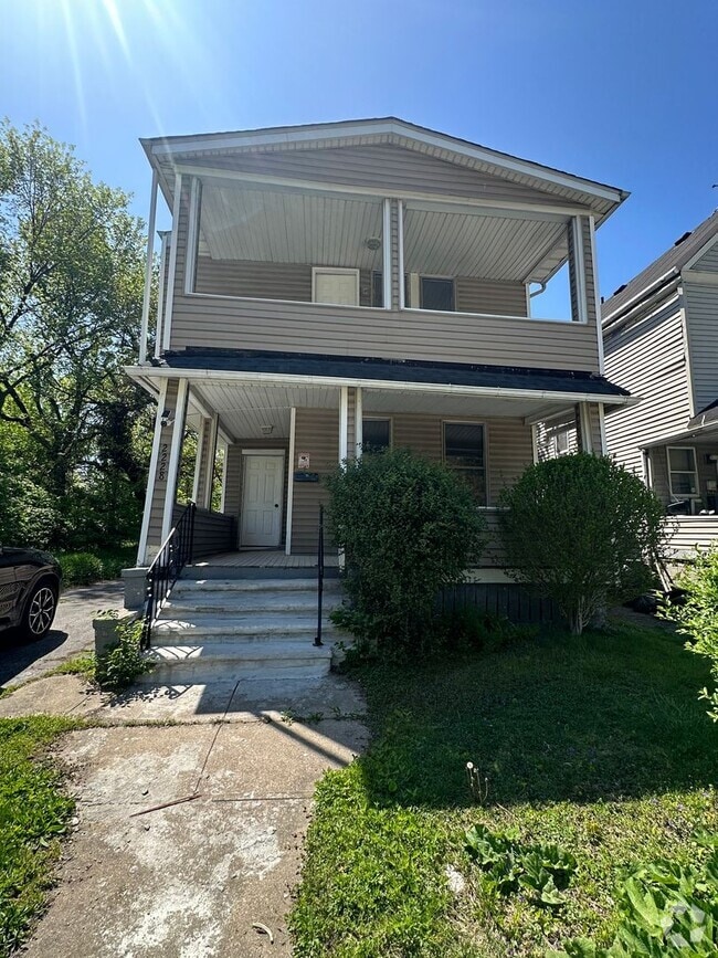 Building Photo - 2228 E 78th St Unit DN Rental