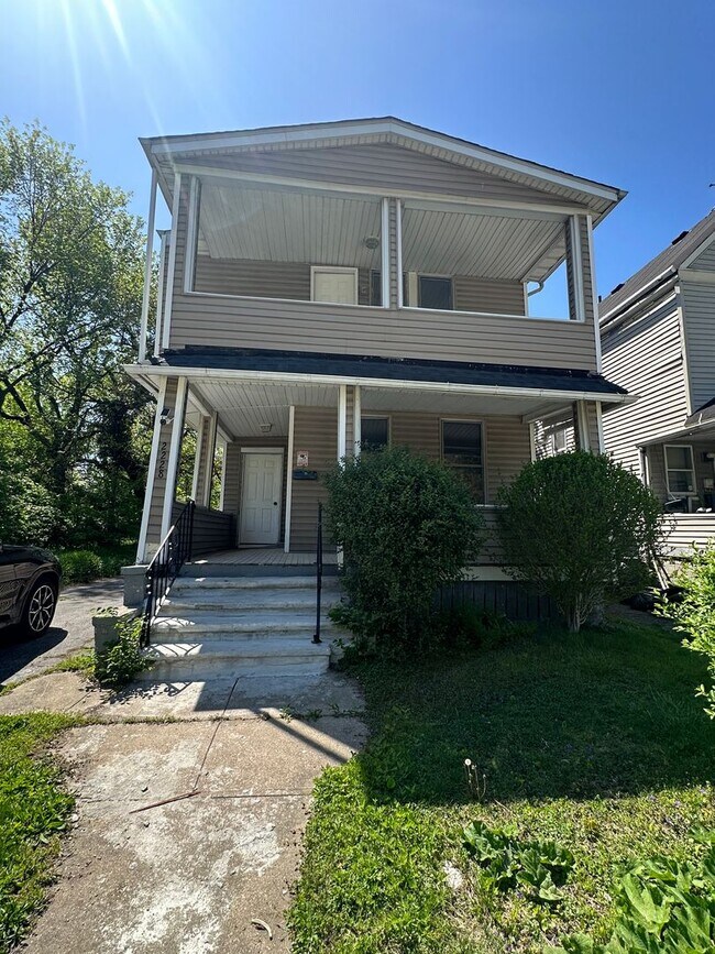Photo - 2228 E 78th St Apartment Unit DN