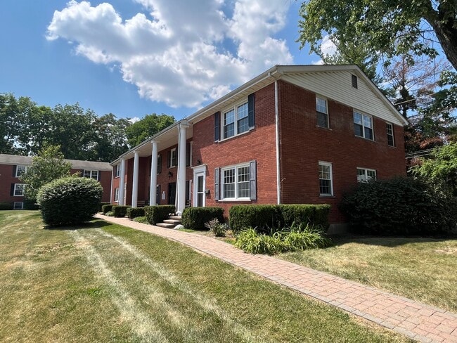 Photo - 312 S Poplar St