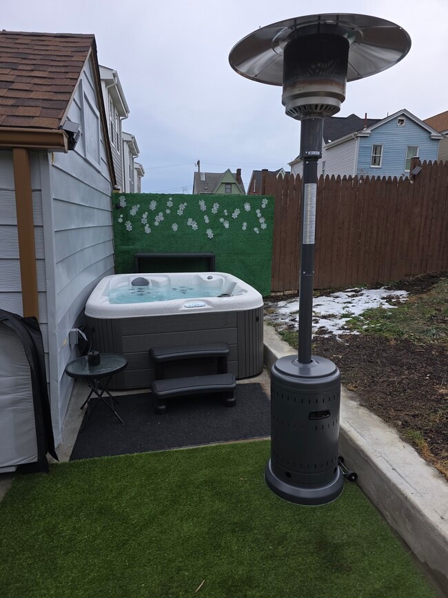 Photo - 811 Excelsior St