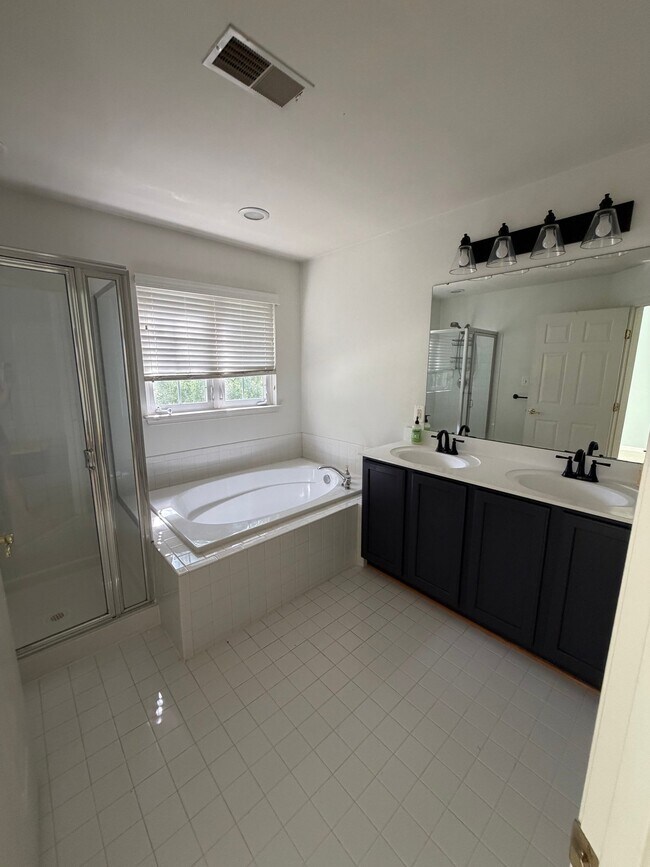 Photo - 212 Stone Springs Lane