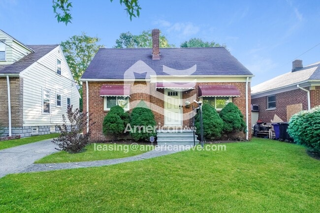 Building Photo - 3879 E 154th St