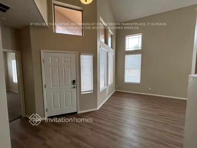 Photo - 4224 S 76th Ave