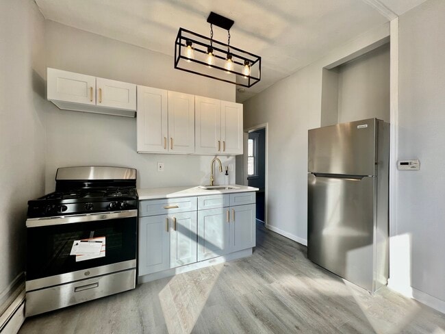 Building Photo - 81 Brookdale Ave Unit 5 Rental