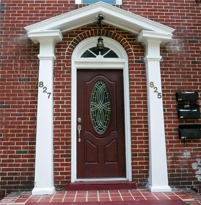 Photo - 825 North Ave