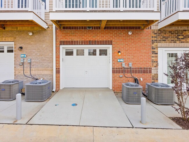 Photo - 9614 Weshire Dr