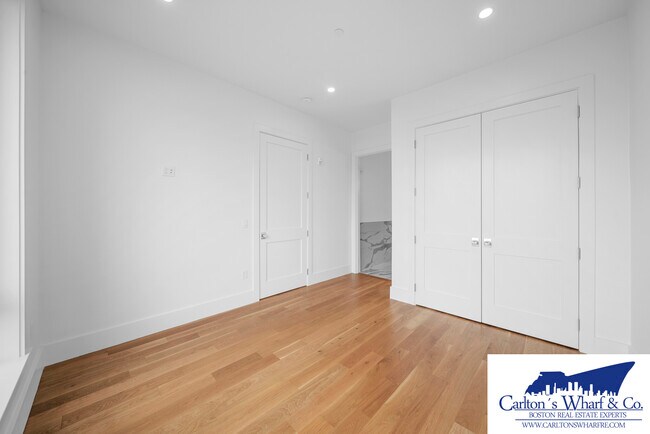 Photo - 218 Old Colony Ave Unidad 403