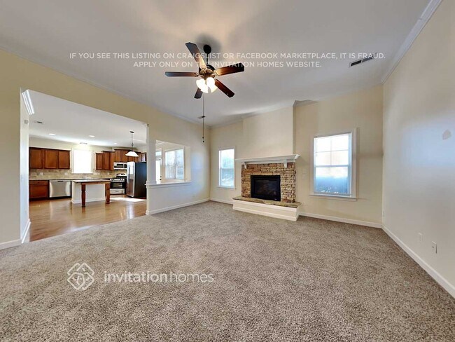 Photo - 613 Adams Point Dr