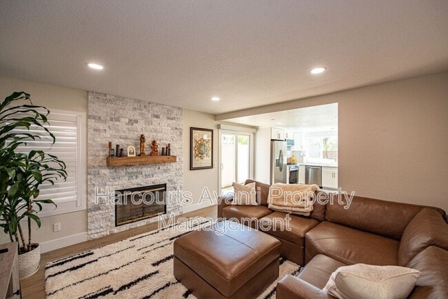 Photo - 1573 Madrid Dr