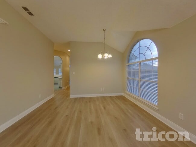 Photo - 3912 Cannonwood Dr