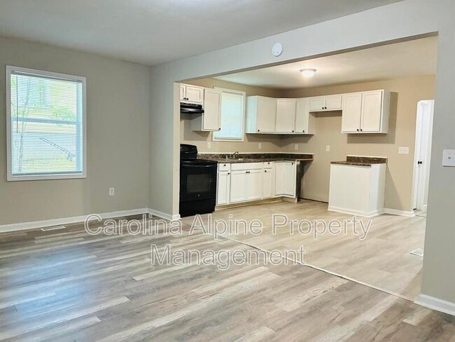 Photo - 1100 Spann St