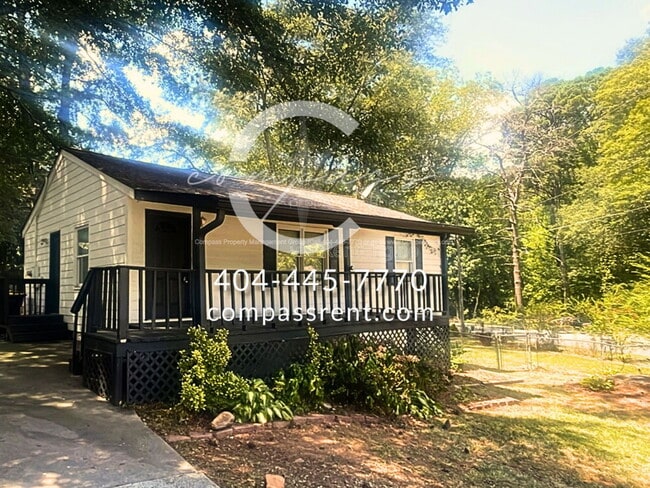 Building Photo - 3228 White Oak Cir Rental