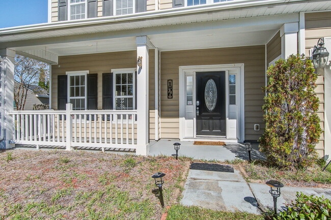 Photo - 156 Red Leaf Blvd