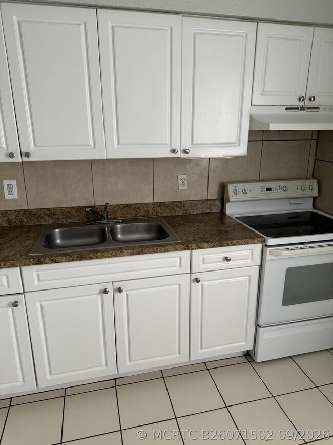 Photo - 4231 NW 31st Ave Unit 1