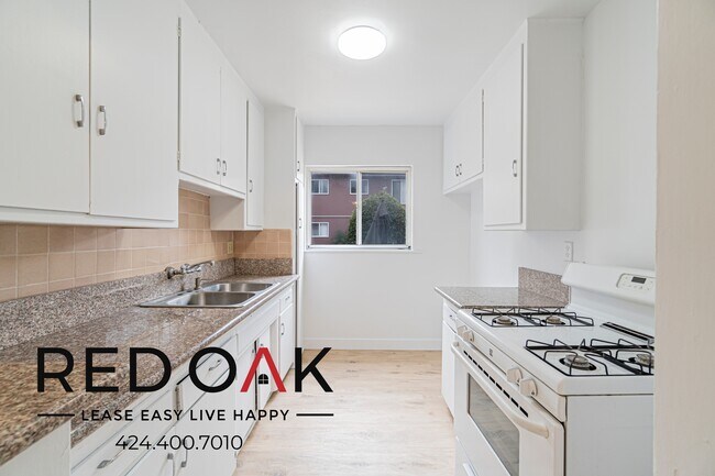 Photo - 3925 Roxanne Ave Unit 6