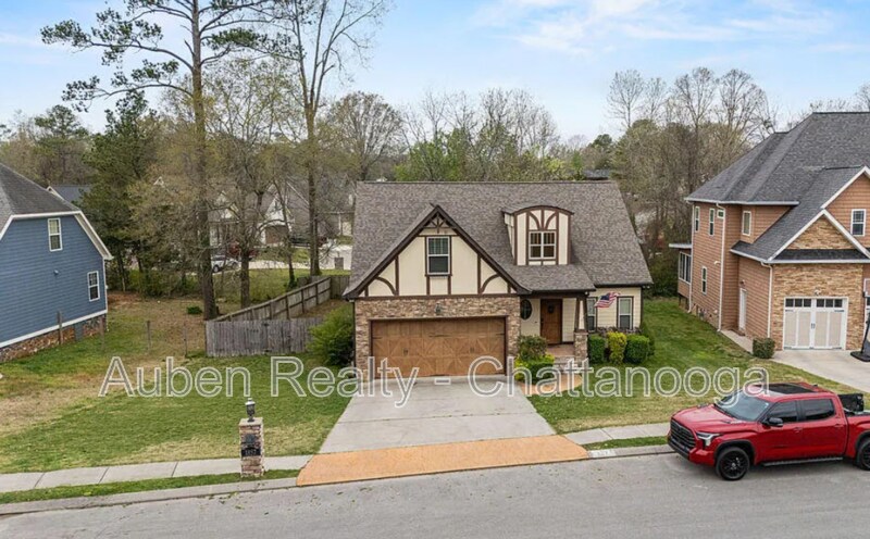 Photo - 1857 Holly Oak Ln