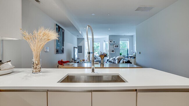 Photo - Luxurious Living in NW DC!