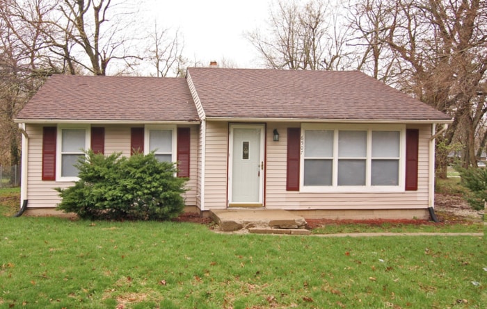 Photo - 6507 N Tremont St