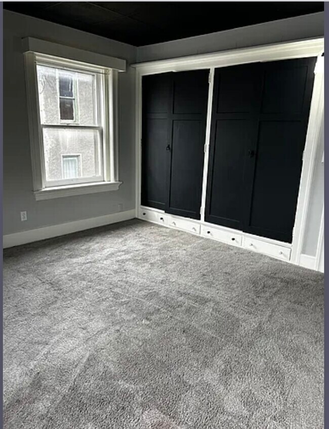 215 East St Unit D3