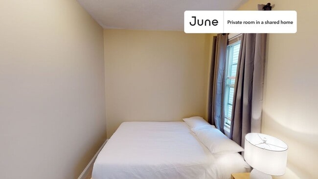 Photo - Room in Shared 3 bed/1 bath home Unit B