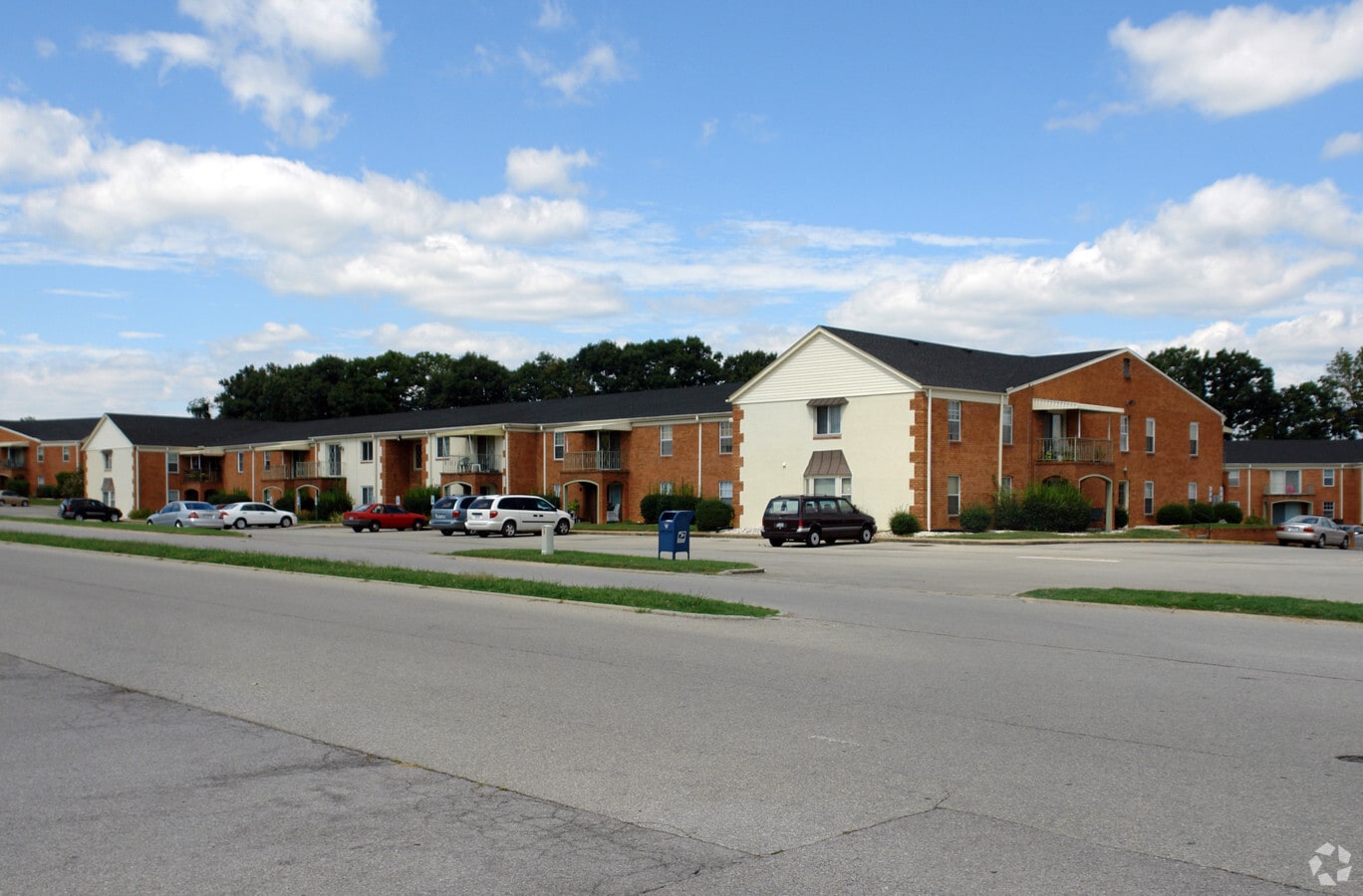 Chateau Riviera Apartments - Chateau Riviera Apartments