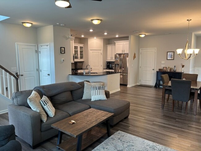 Photo - Beautiful 3-Bedroom Home in Copley Farm! Available Jul 1, 2026